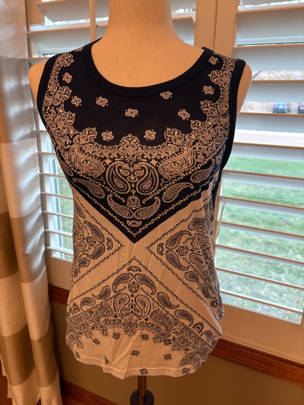 Lucky Brand sleeveless top